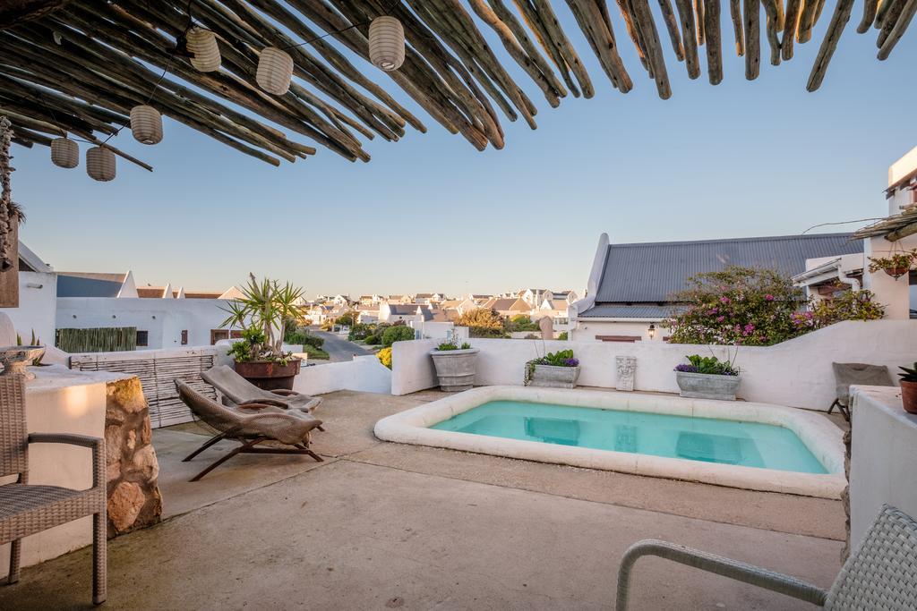 Smugglers' Bnb Paternoster Buitenkant foto
